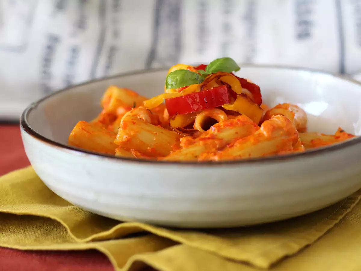 Pasta med paprika och Philadelphia – krämig, snabb och smakrik - foto 2