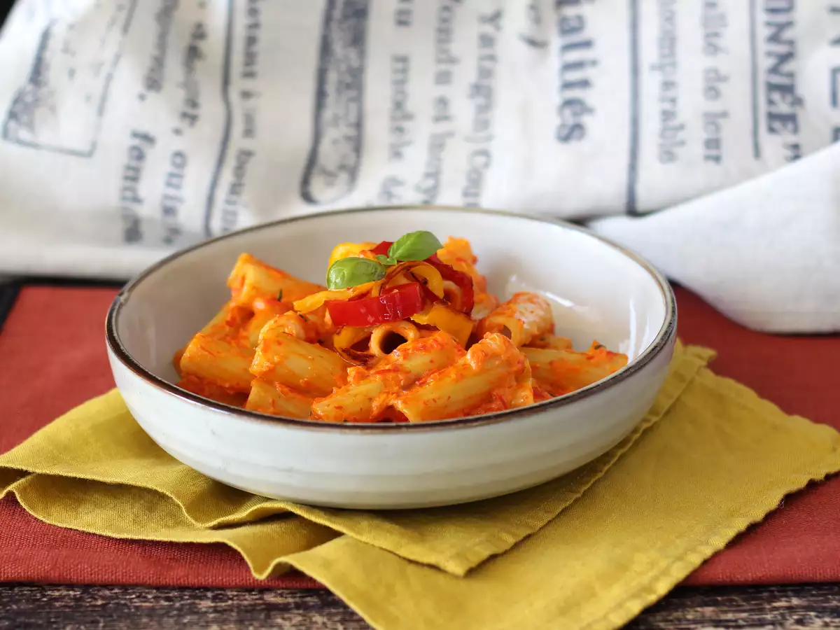 Pasta med paprika och Philadelphia – krämig, snabb och smakrik - foto 5