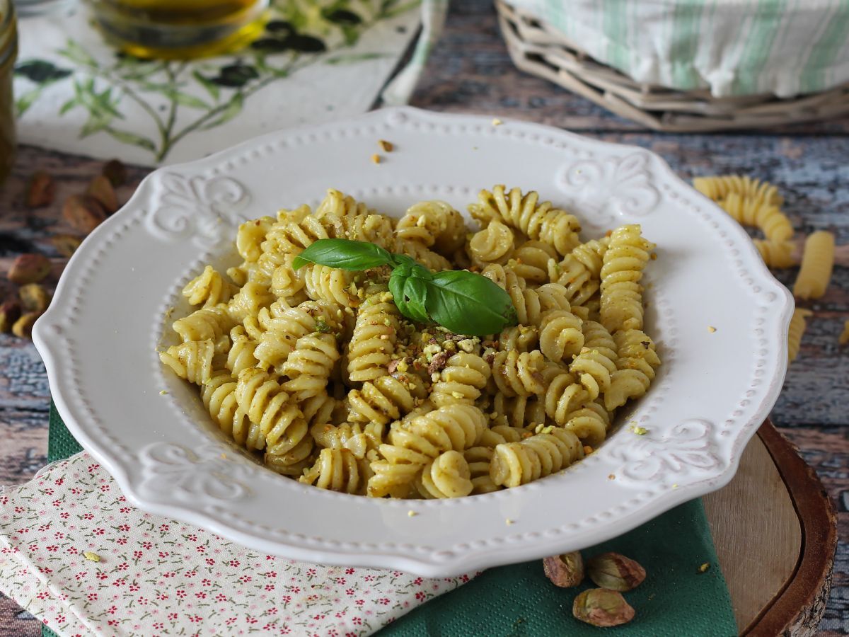 Pasta med pistagepesto, en läcker och enkel recept att förbereda