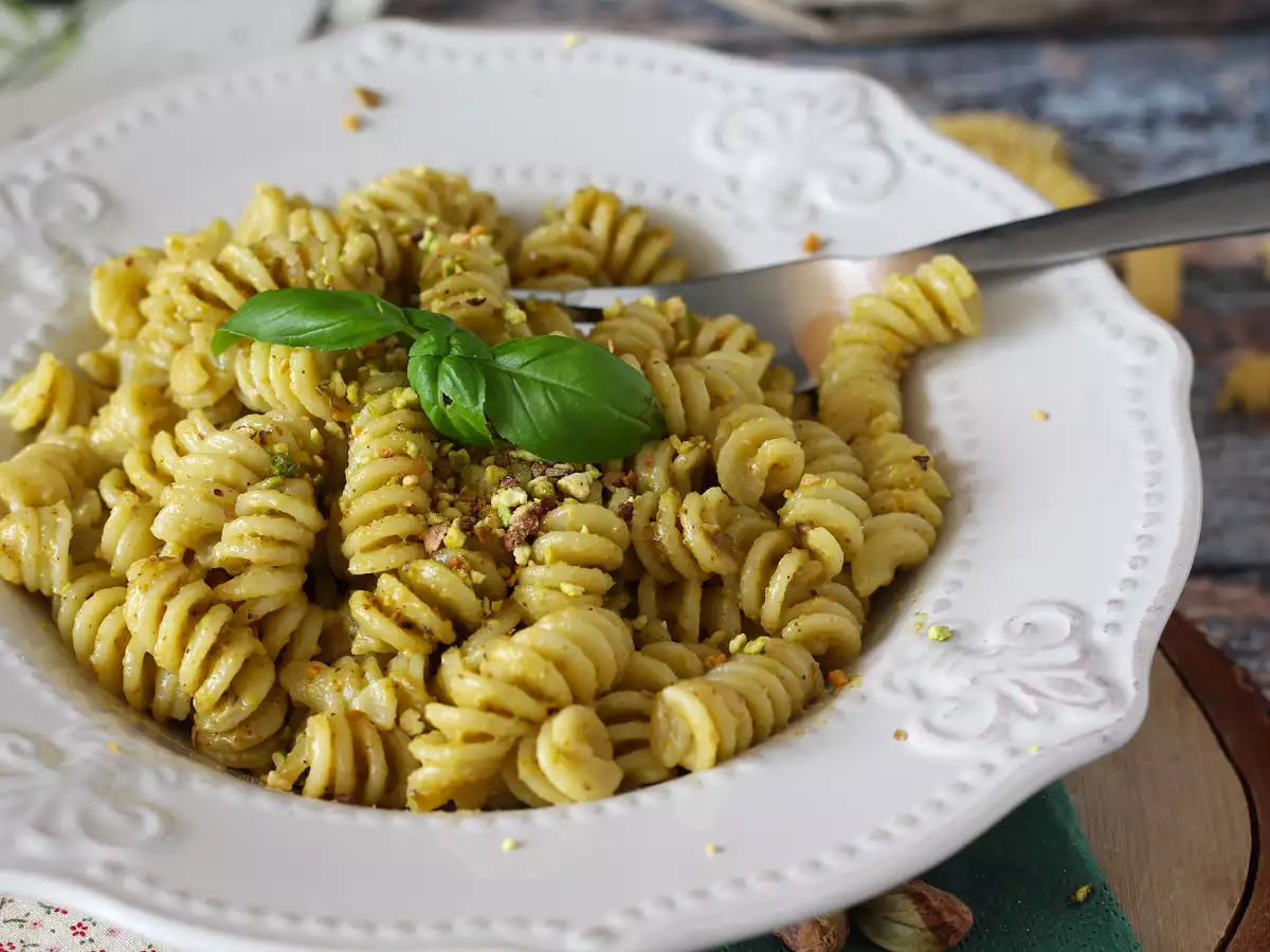 Pasta med pistagepesto – ett läckert och lättlagat recept - foto 2