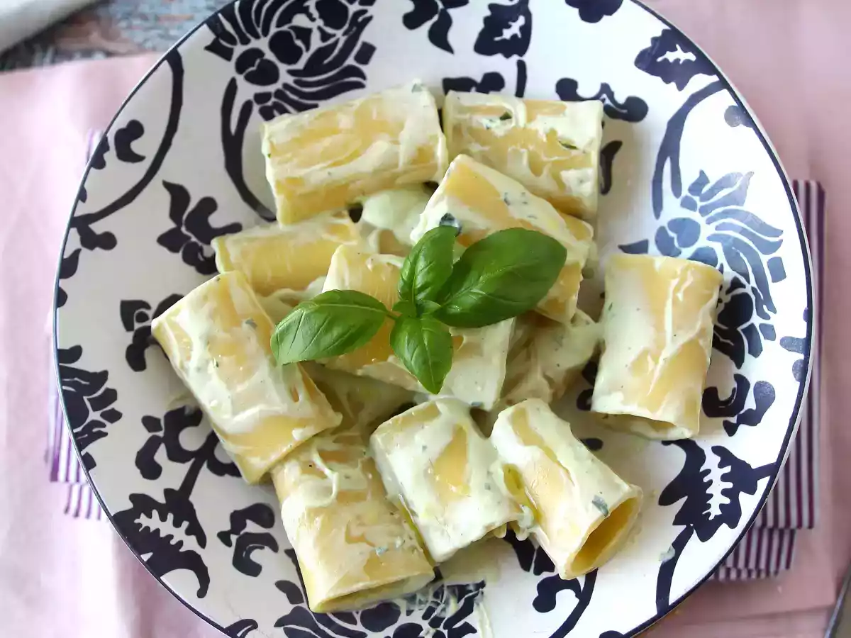 Pasta med ricottakräm och basilika - foto 4