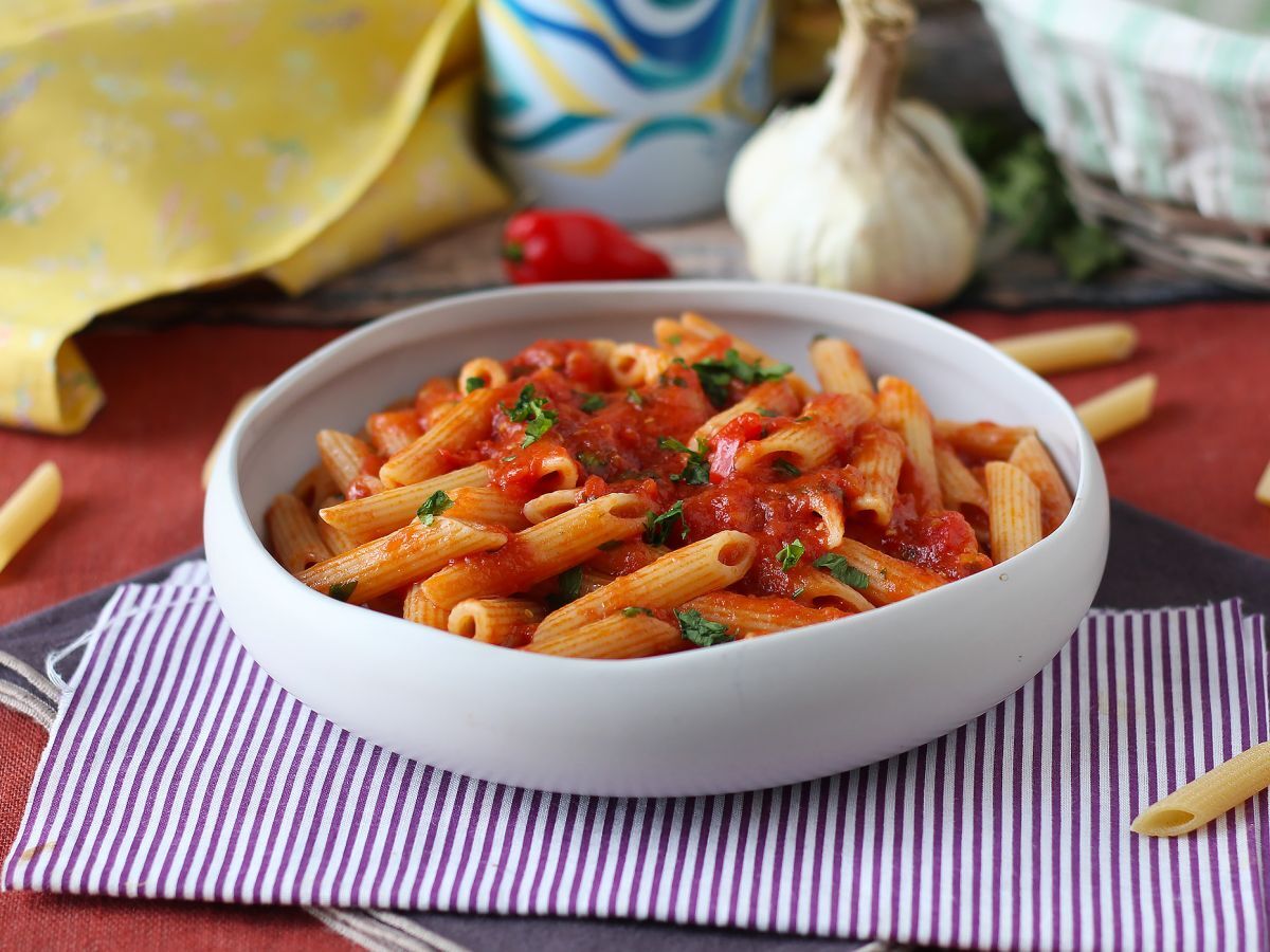 Penne all'arrabbiata: en klassisk italiensk rätt som värmer hjärtat!