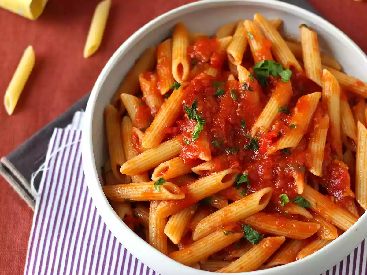Penne all'arrabbiata: en klassisk italiensk rätt som värmer hjärtat! - foto 3