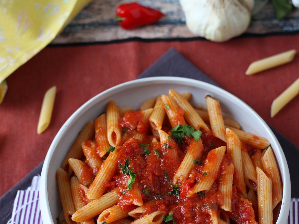Penne all'arrabbiata: en klassisk italiensk rätt som värmer hjärtat! - foto 4