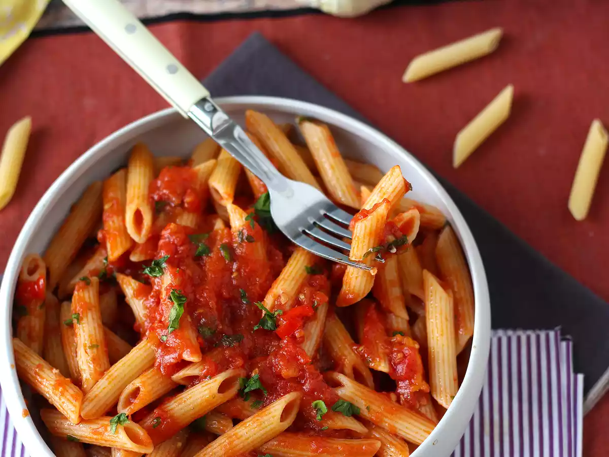 Penne all'arrabbiata: en klassisk italiensk rätt som värmer hjärtat! - foto 6