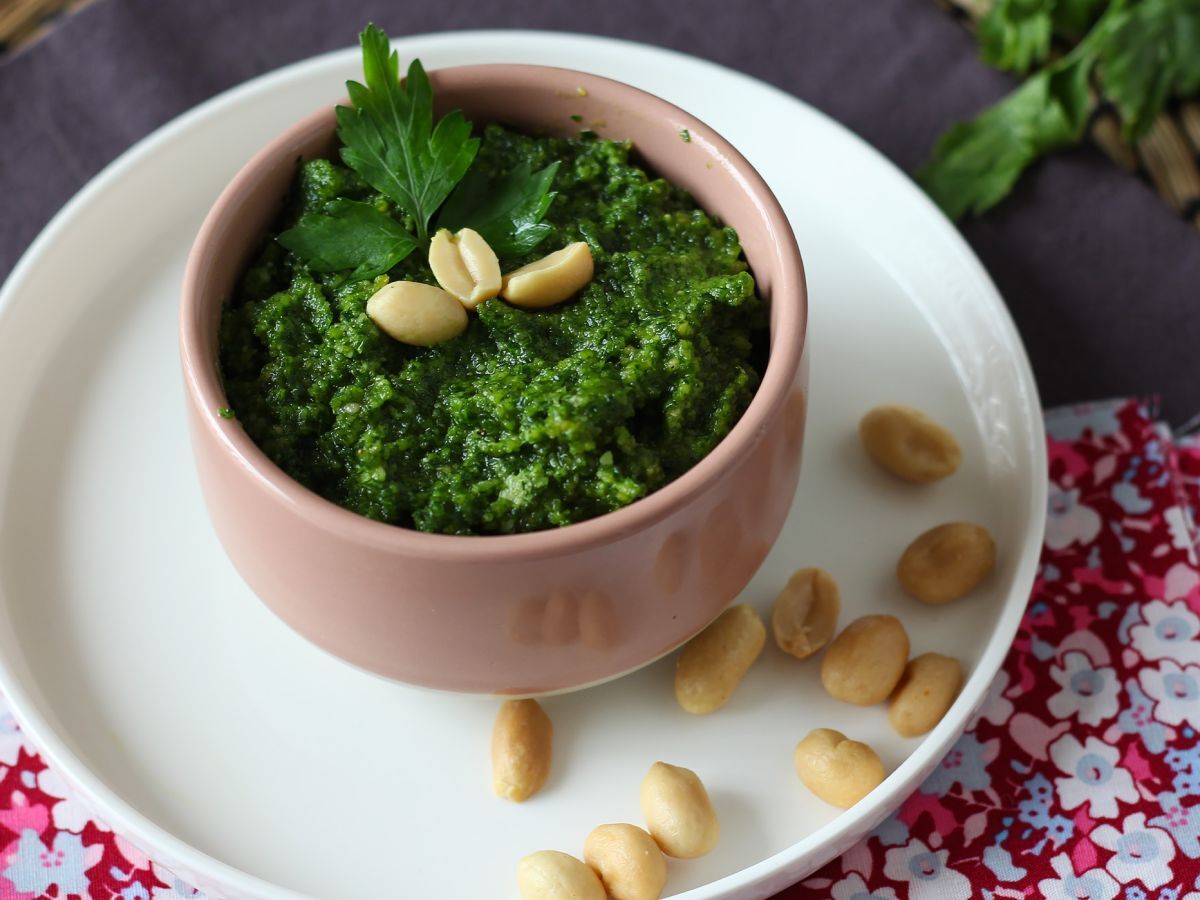 Pesto med persilja och jordnötter, en explosion av smaker - foto 2
