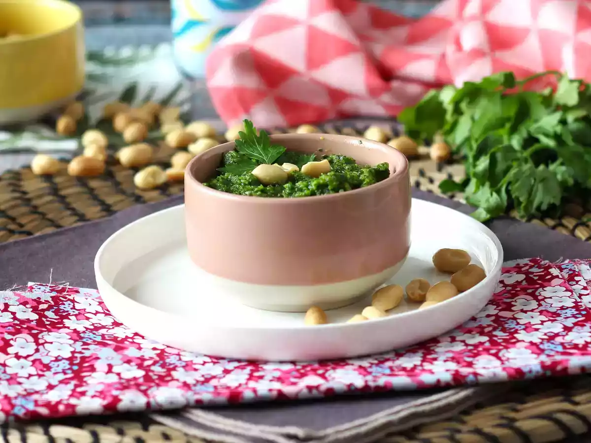 Pesto med persilja och jordnötter, en explosion av smaker - foto 3