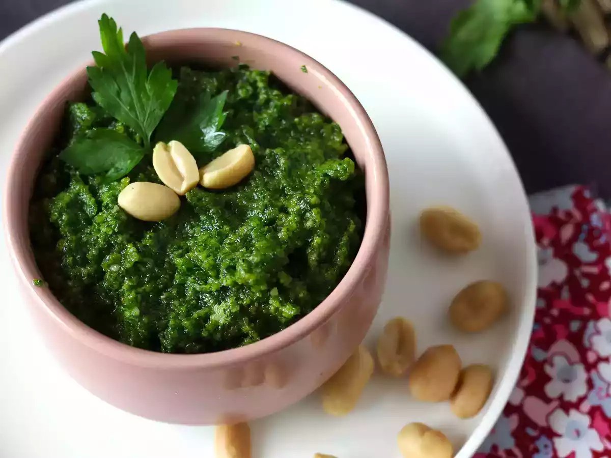 Pesto med persilja och jordnötter, en explosion av smaker - foto 5