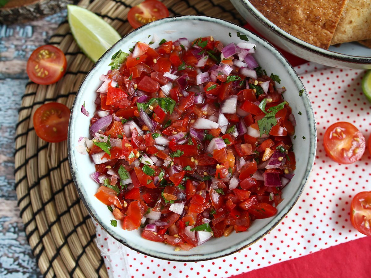 Pico de gallo och hemlagade tortillachips - foto 6