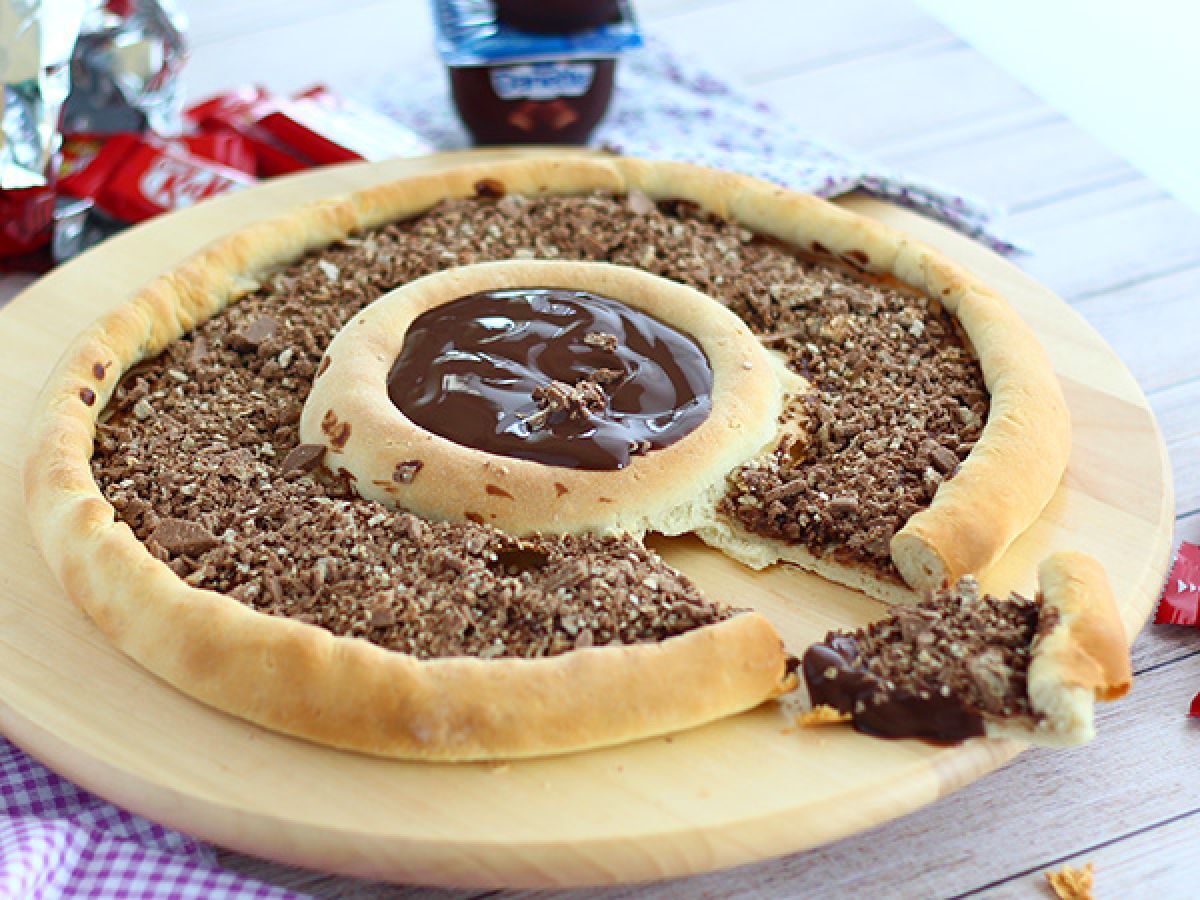 Pizza med Kit Kat och Danette chokladyoghurt - foto 4