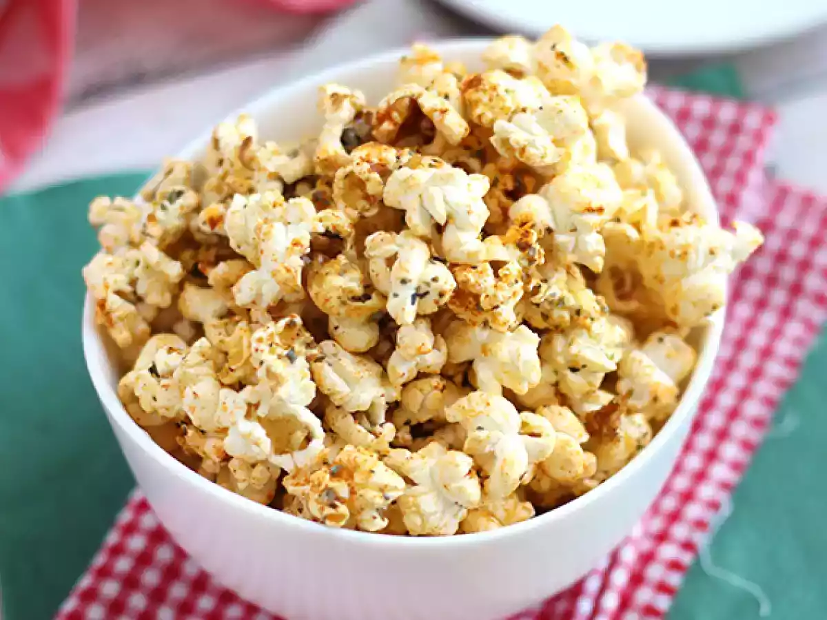 Popcorn med pizzakrydda