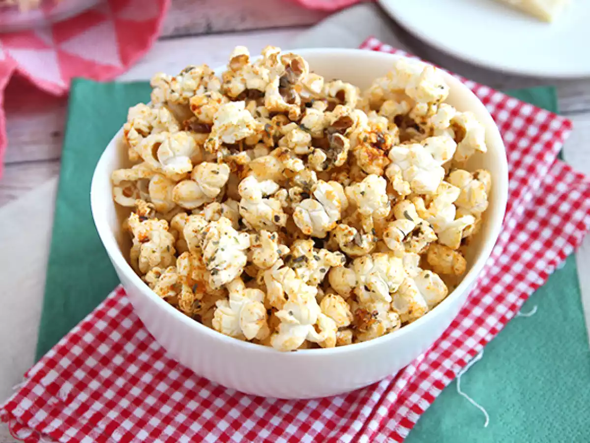 Popcorn med pizzakrydda - foto 4