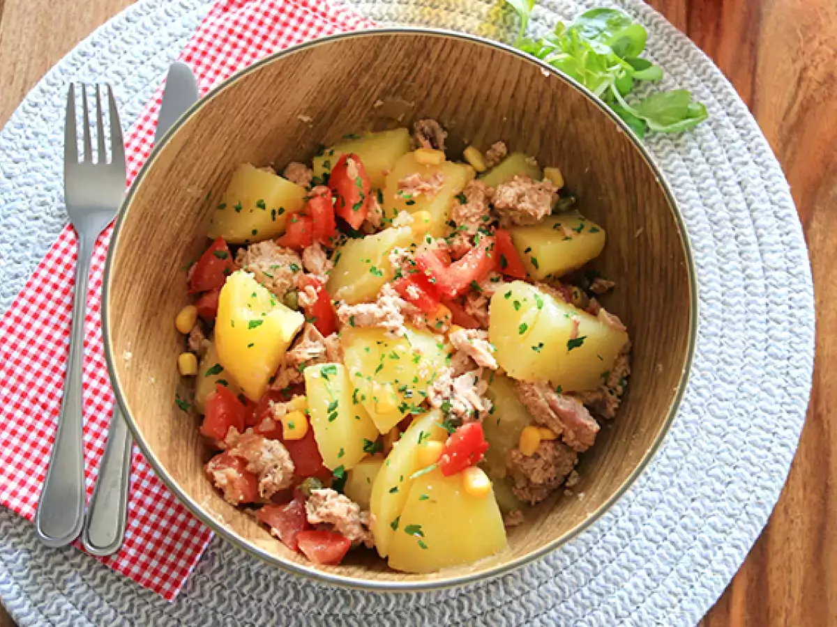 Potatis-, tonfisk- och tomatsallad - foto 2