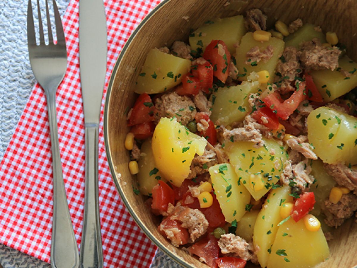 Potatis-, tonfisk- och tomatsallad - foto 3