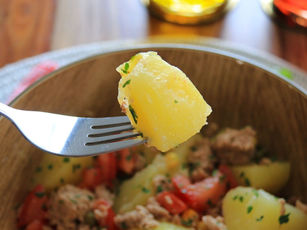 Potatis-, tonfisk- och tomatsallad - foto 4