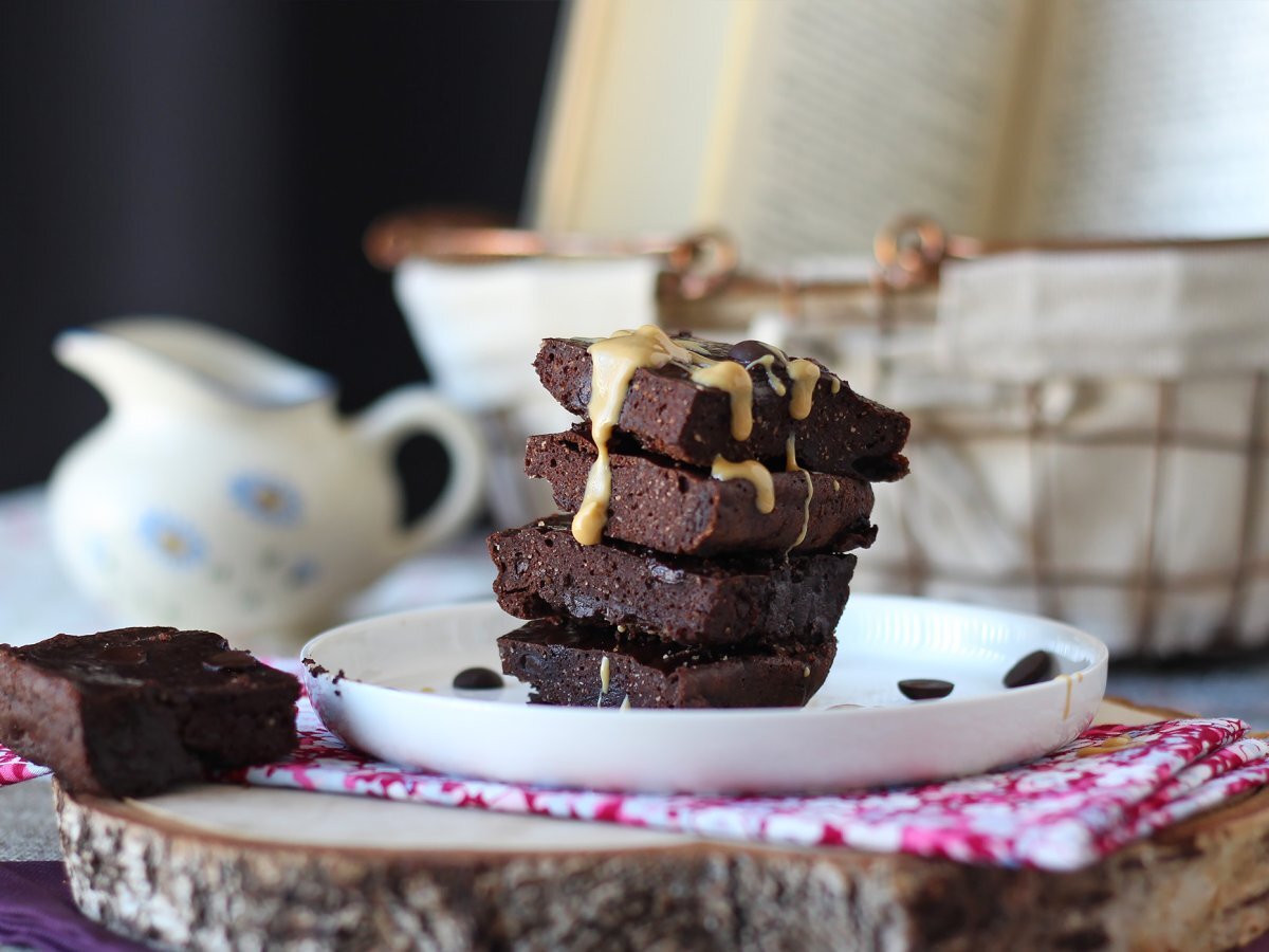 Proteinbrownie med vassle, naturligt glutenfri - foto 3