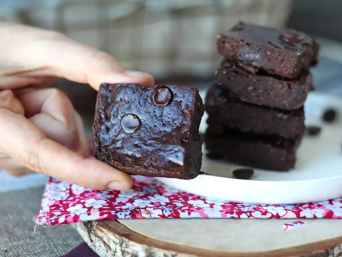Proteinbrownie med vassleprotein – naturligt glutenfri - foto 7