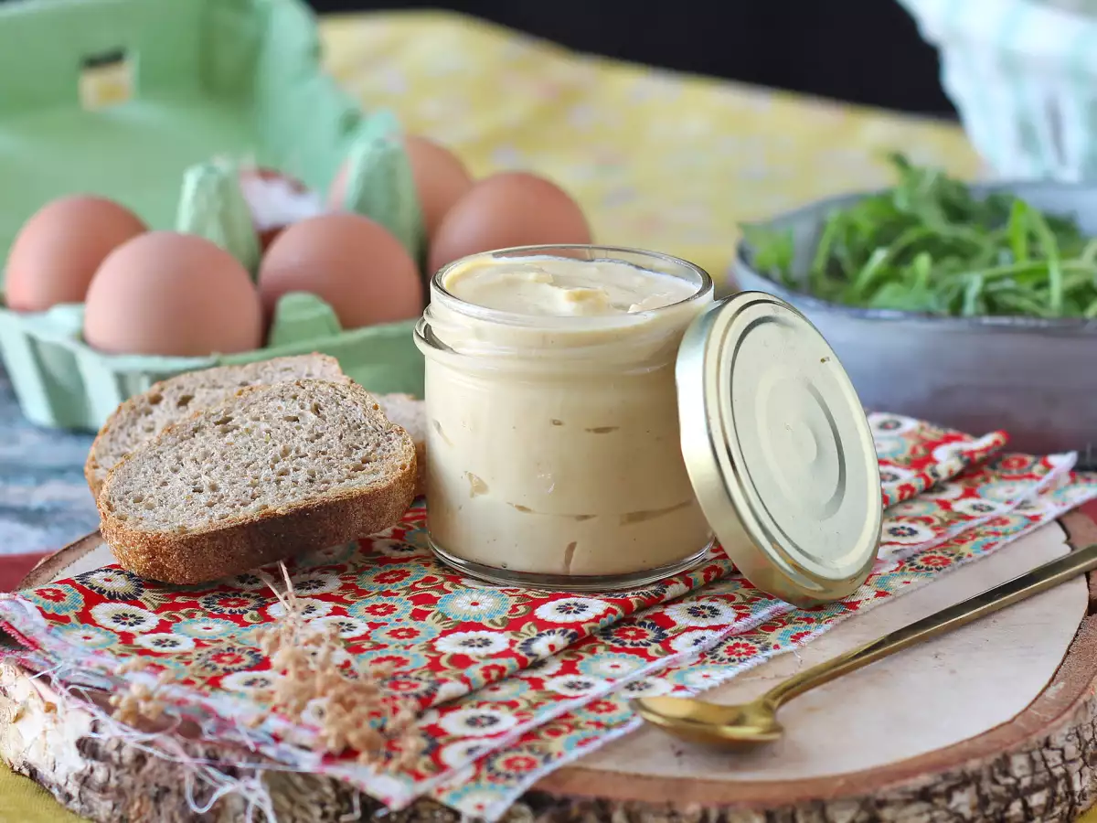 Proteinrik majonnäs på kokt ägg – lätt, smakrik och utan olja - foto 3