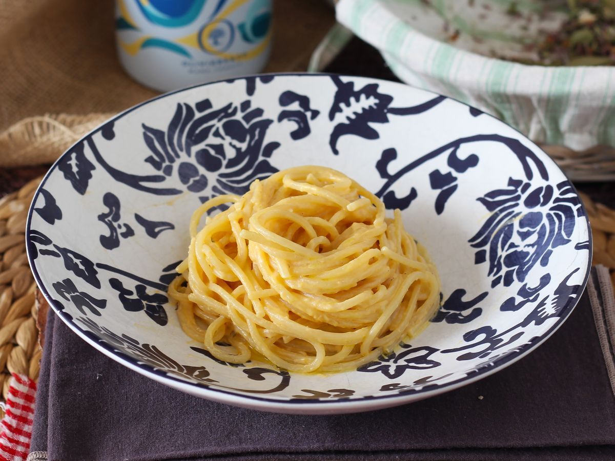 Pumpasås med ricotta, perfekt för att komplettera pasta eller fylla ravioli!