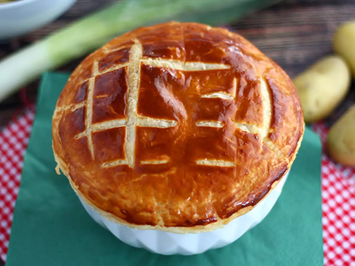 Purjolöks- och potatissoppa med smördegslock - foto 2