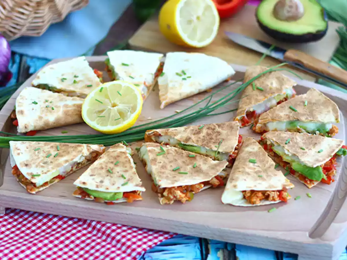 Quesadillas med kyckling och avokado
