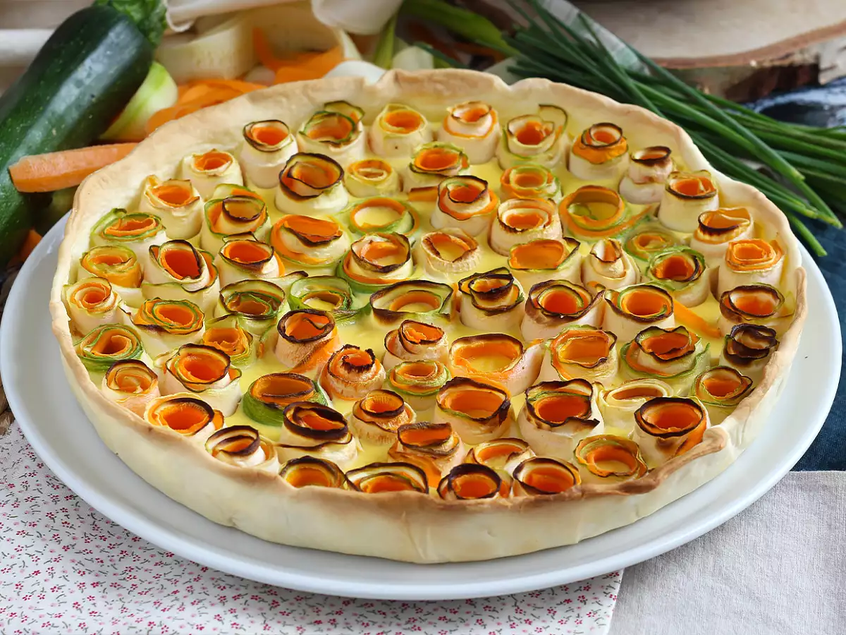 Quiche med rosor av zucchini och morot - foto 2