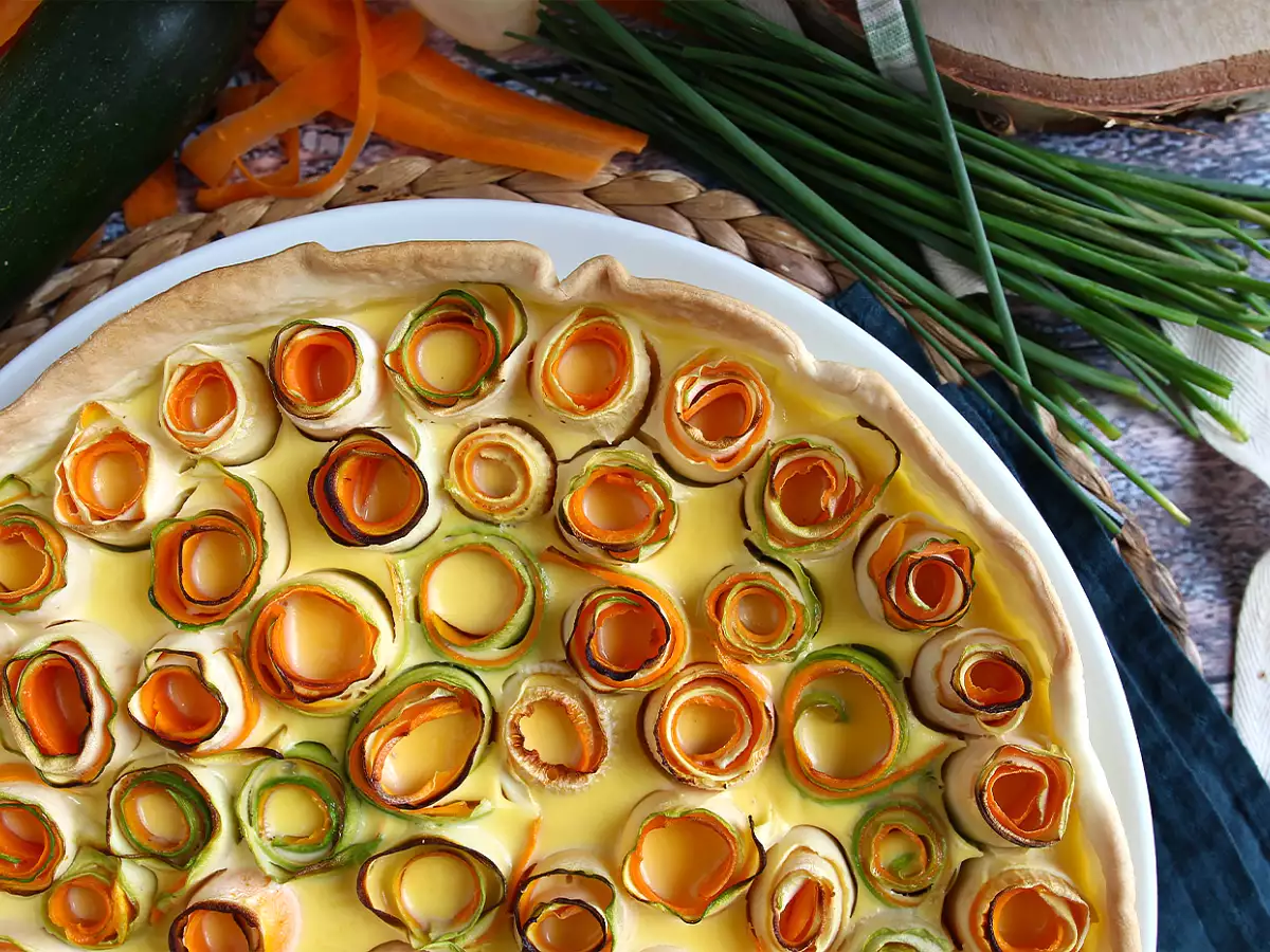 Quiche med rosor av zucchini och morot - foto 5