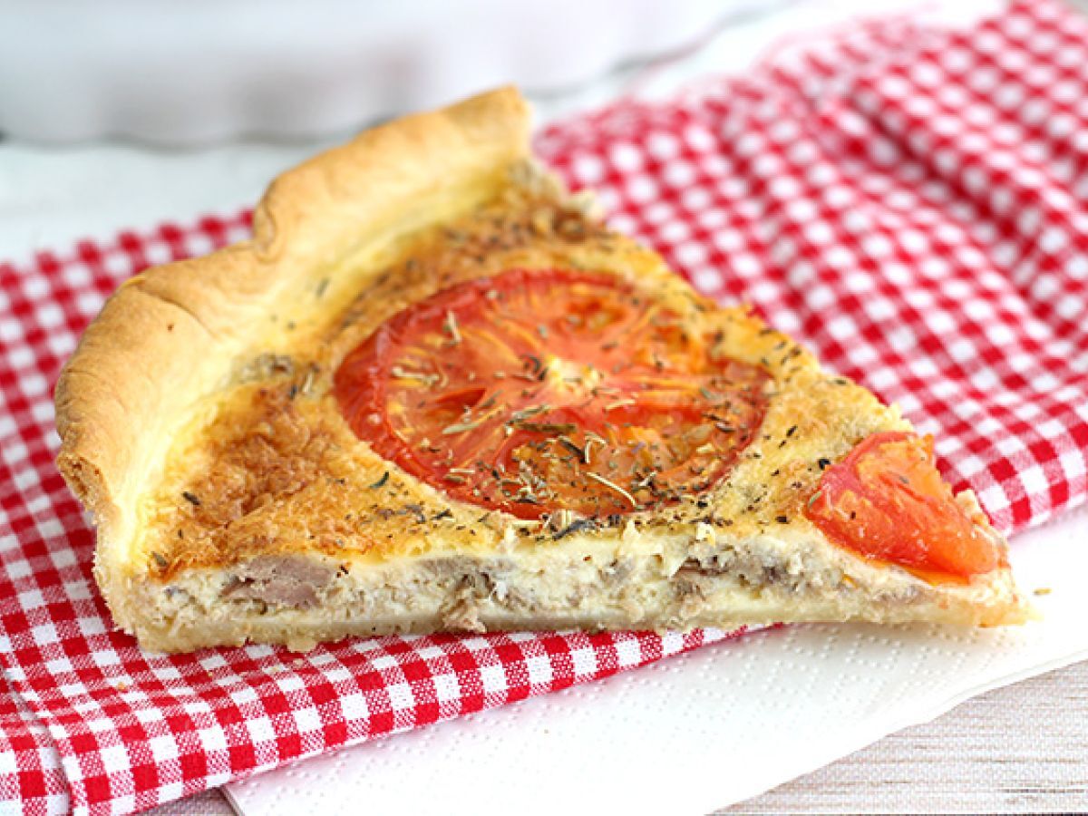 Quiche med tonfisk och tomat - foto 3