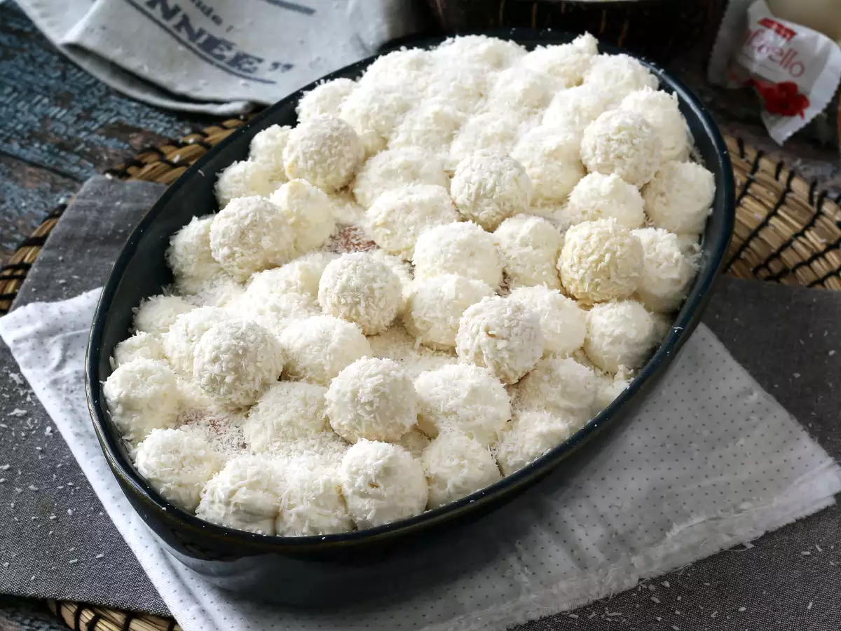 Raffaello-tiramisu med härlig kokossmak