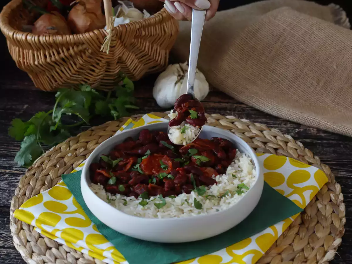 Ris med röda kidneybönor och bacon – en kubansk rätt - foto 4