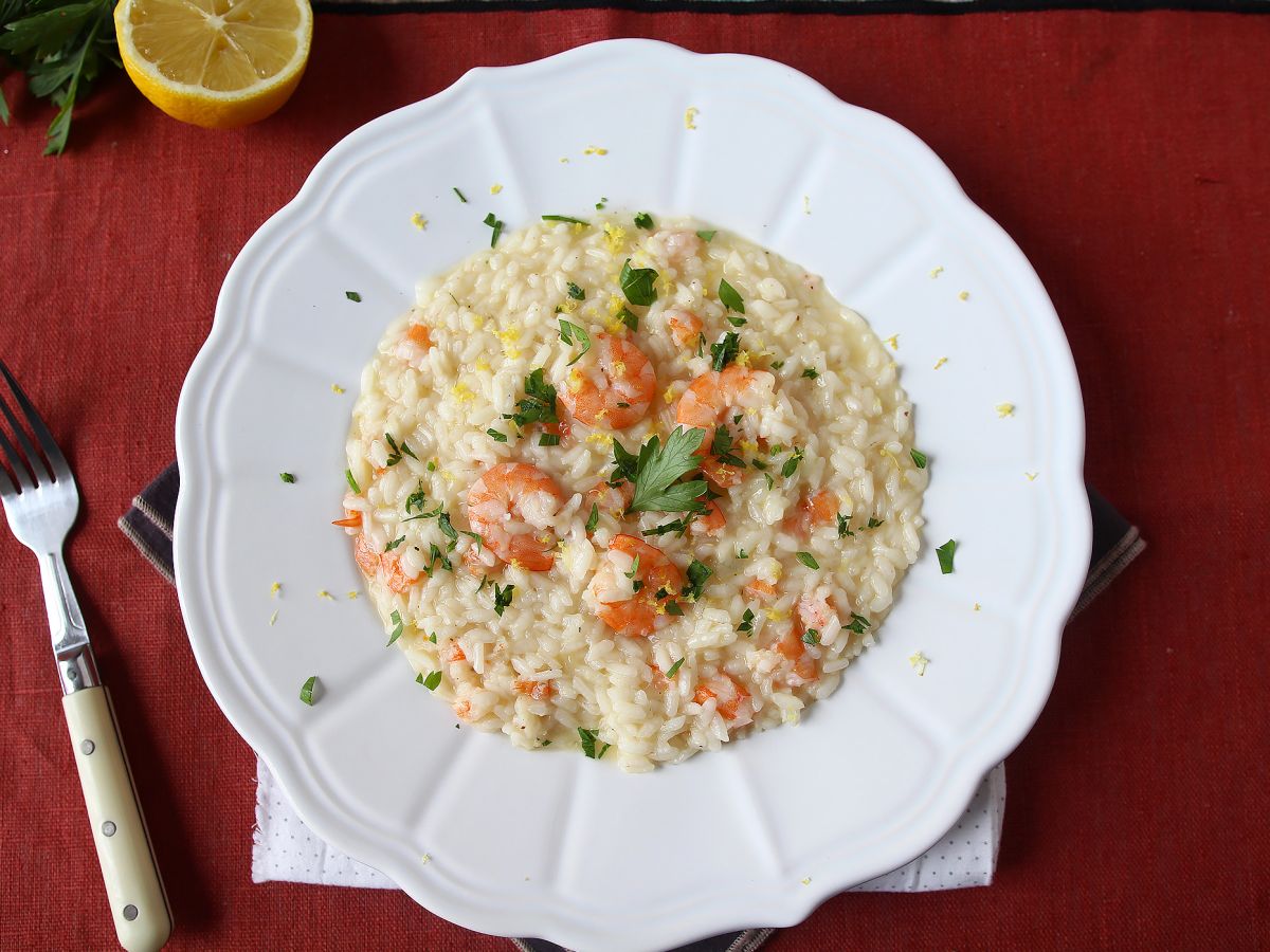 Risotto med räkor och citron, en elegant och enkel rätt att förbereda - foto 3