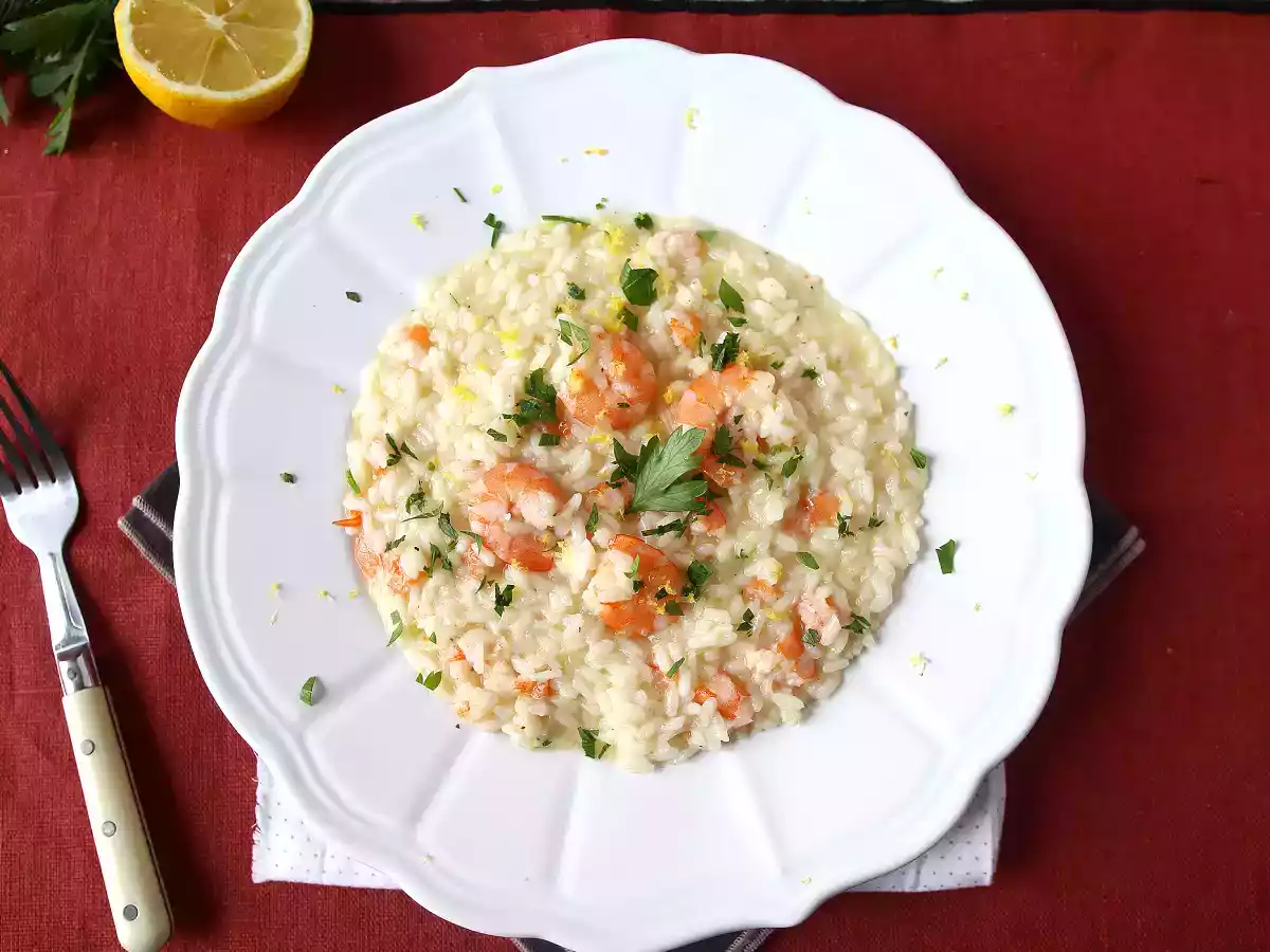 Risotto med räkor och citron, en elegant och enkel rätt att förbereda - foto 3