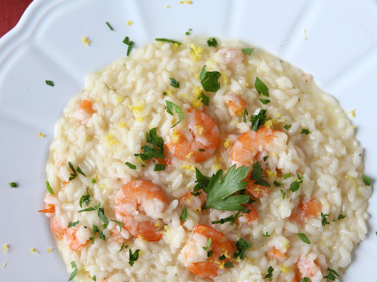 Risotto med räkor och citron, en elegant och enkel rätt att förbereda - foto 4