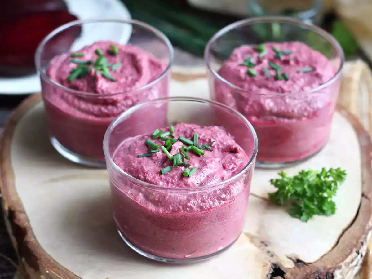 Rödbetskräm i glas – en enkel och fräsch förrätt