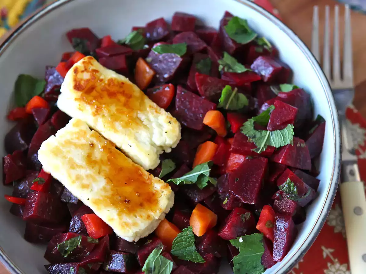 Rödbetssallad med grillad halloumi - foto 5