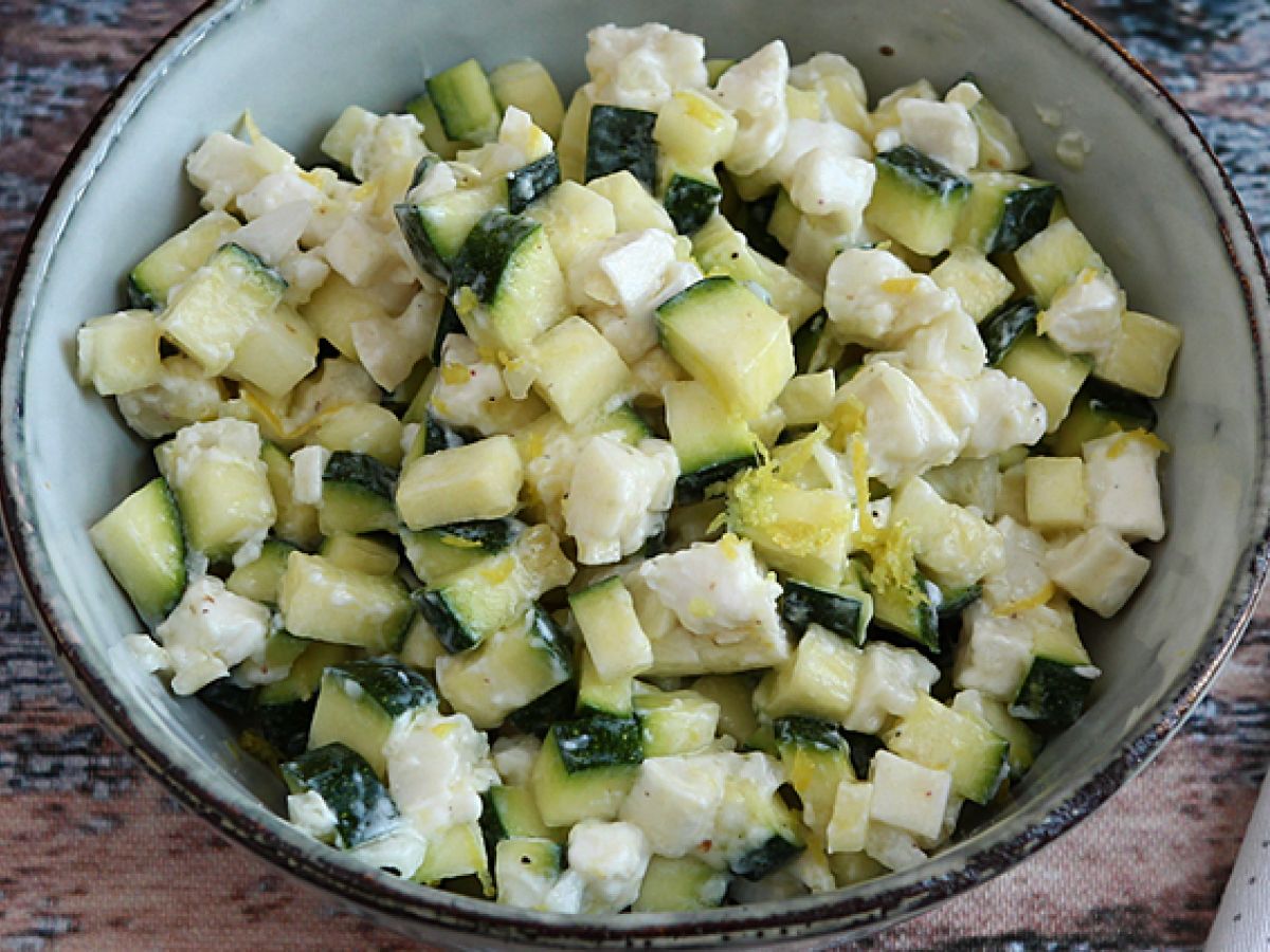Sallad med zucchini, getost och citron - foto 4