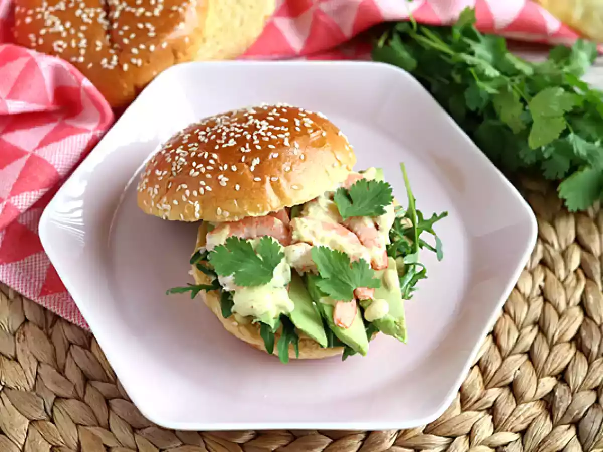Sandwich med räkor, avokado och koriander - foto 3