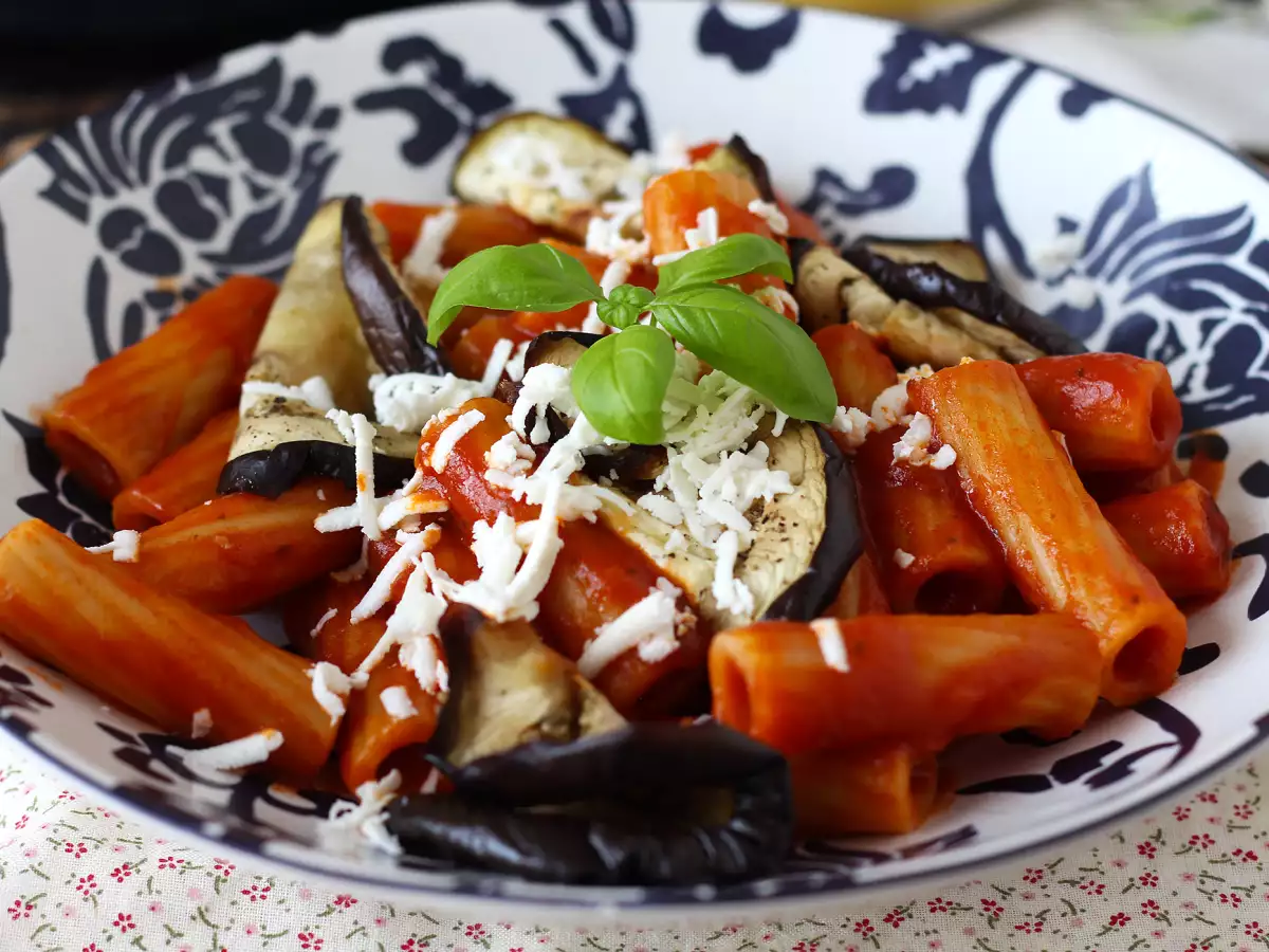 Siciliansk pasta med aubergine – den enkla och lättare versionen av Pasta alla Norma - foto 5