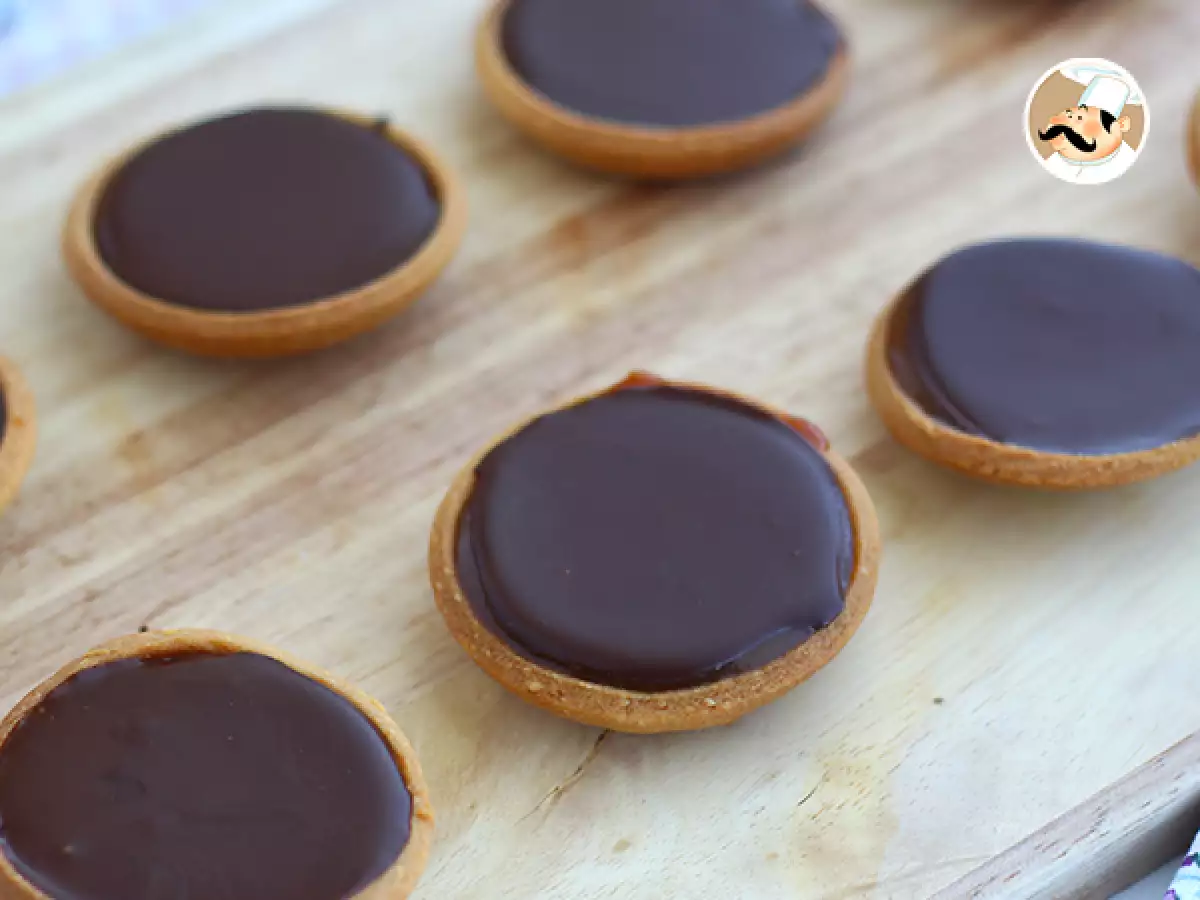 Små tarteletter med karamell och choklad