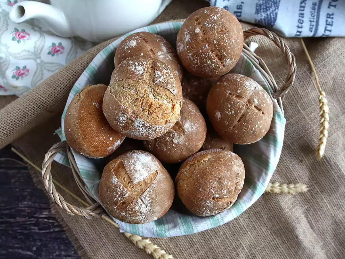 Småbröd utan knådning – krispiga och mjuka! - foto 3