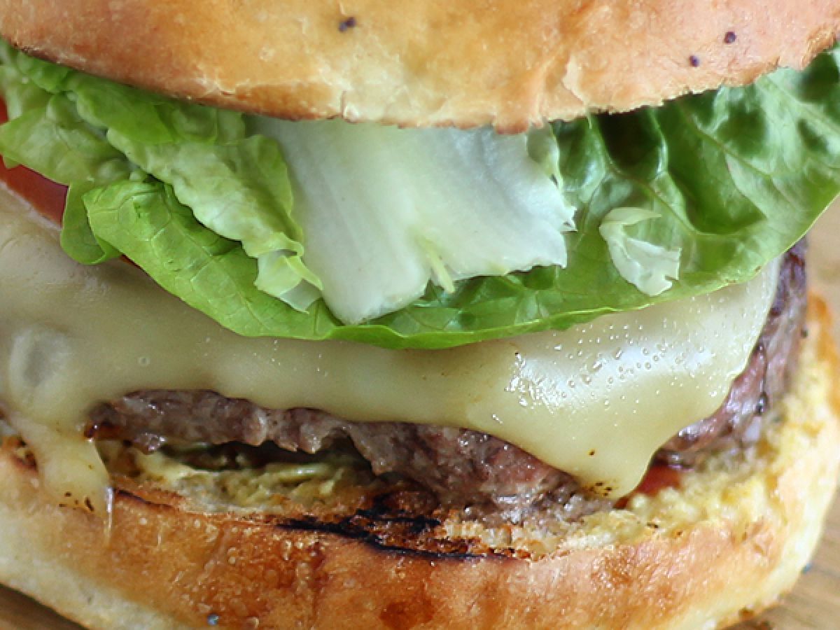 Snabb och enkel hemlagad hamburgare - foto 4