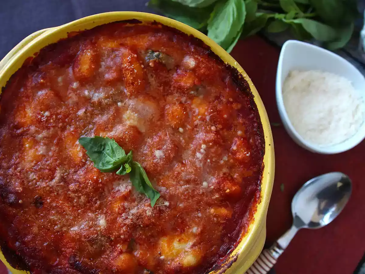 Snabb och tröstande gnocchigratäng med tomat och mozzarella - gnocchi alla sorrentina i ugnen - foto 5