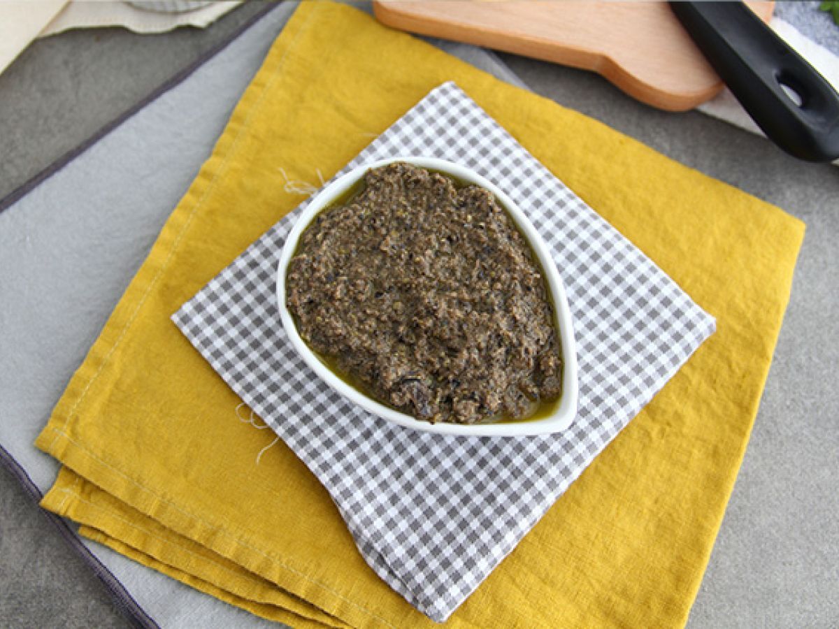 Snabb tapenade med svarta oliver - foto 2