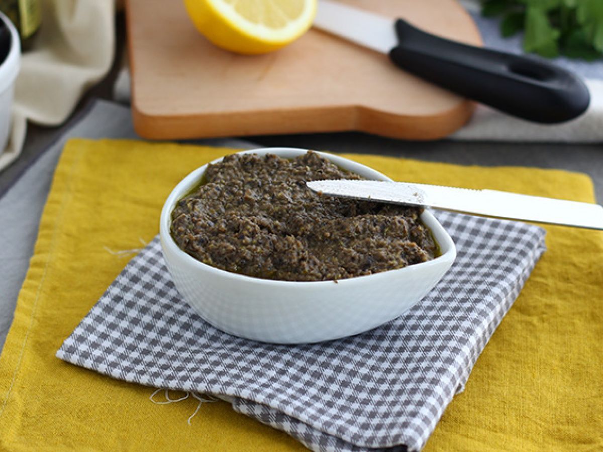 Snabb tapenade med svarta oliver - foto 3