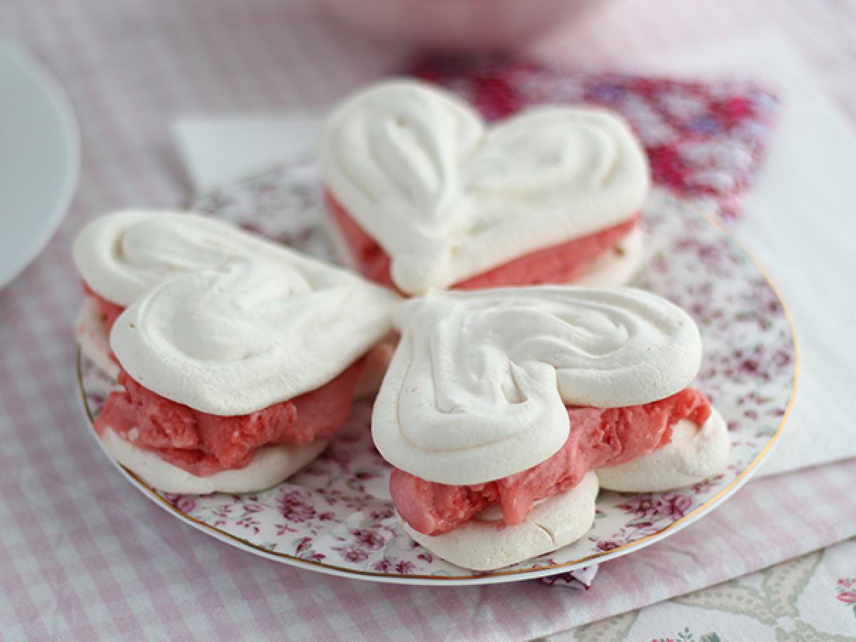 Snabba Vacherin för Alla hjärtans dag