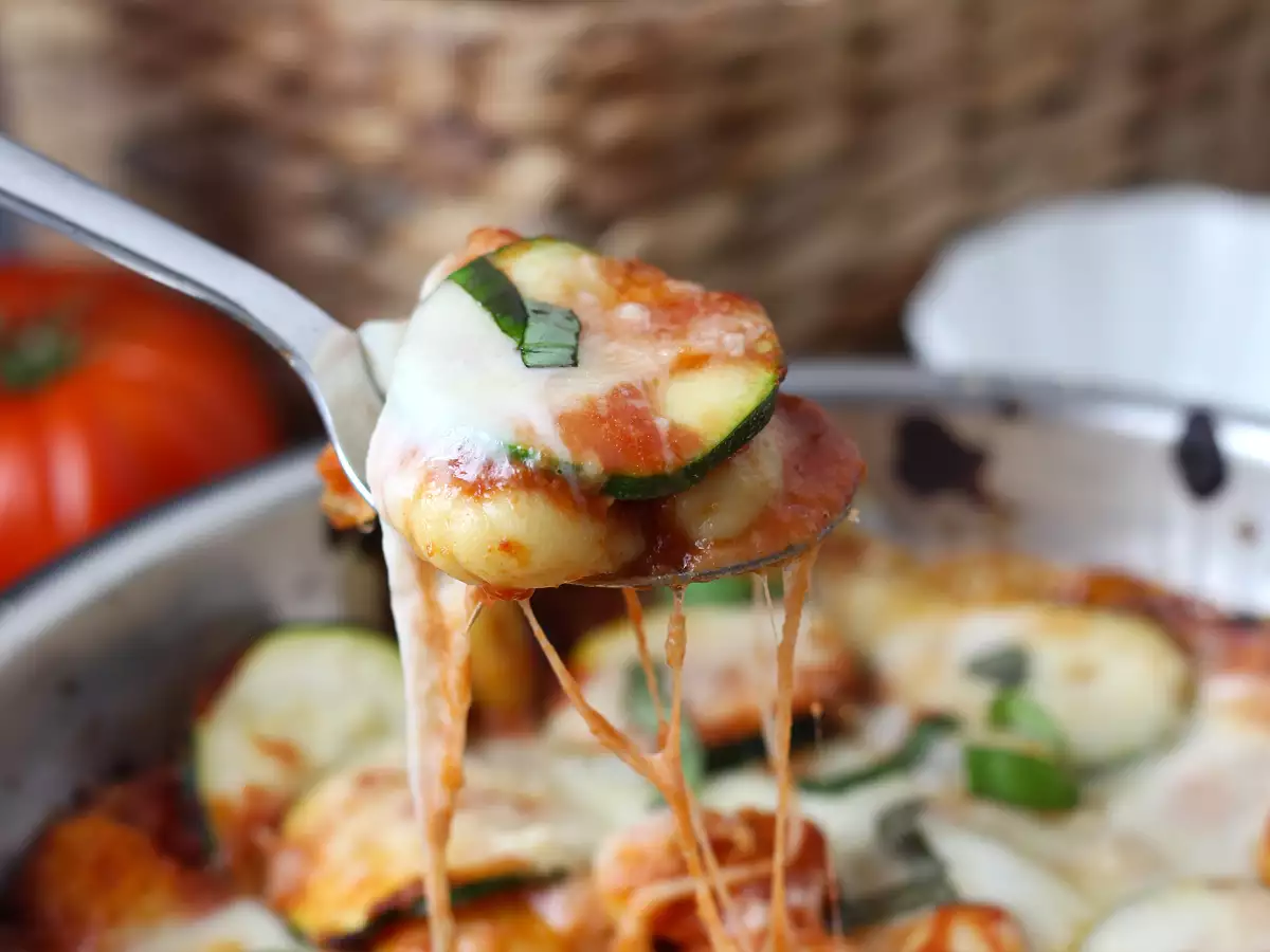 Snabbrecept på gratäng med gnocchi, zucchini och mozzarella - foto 3