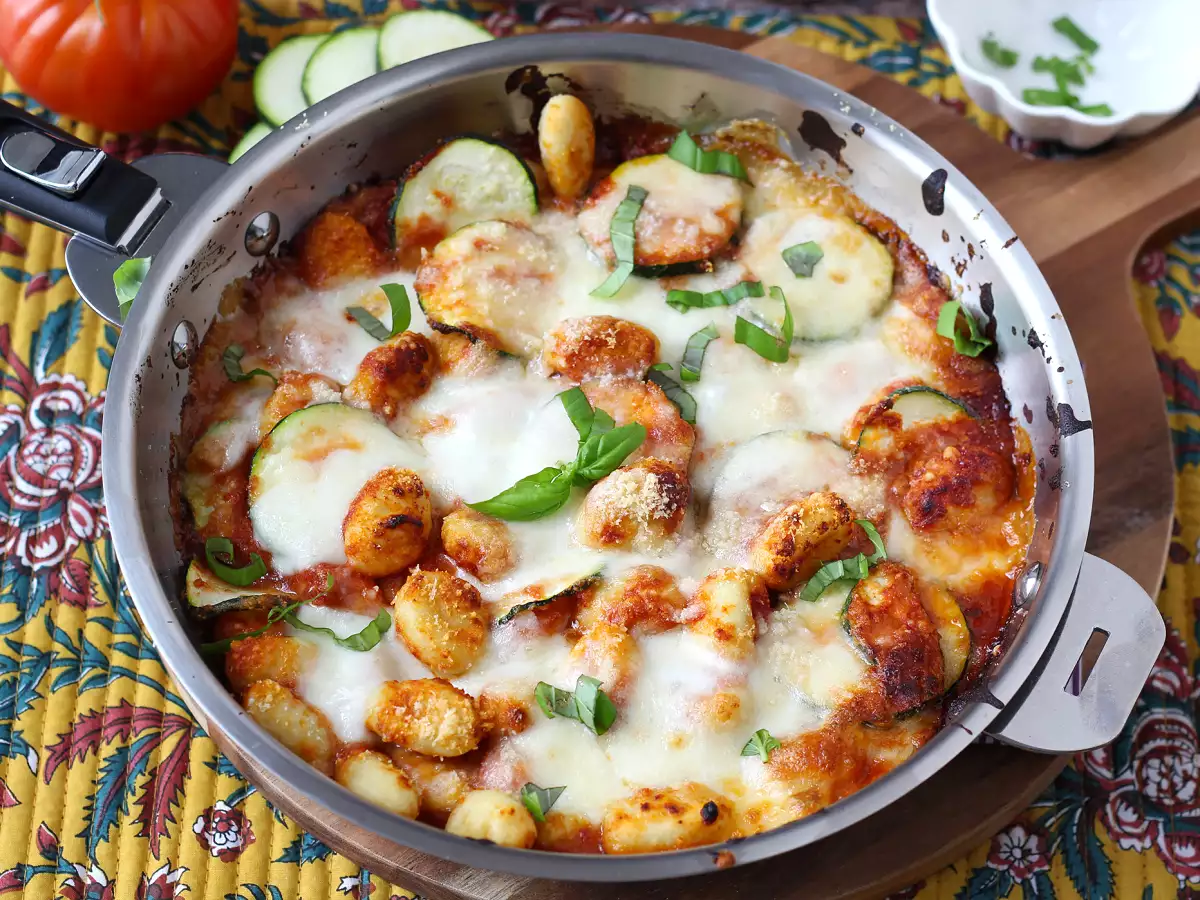 Snabbrecept på gratäng med gnocchi, zucchini och mozzarella - foto 8
