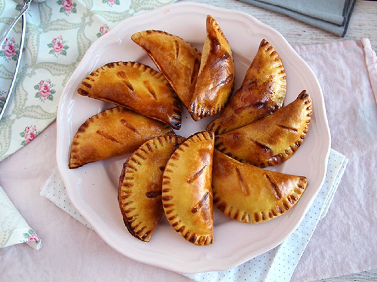 Söta empanadillas med sylt - foto 4