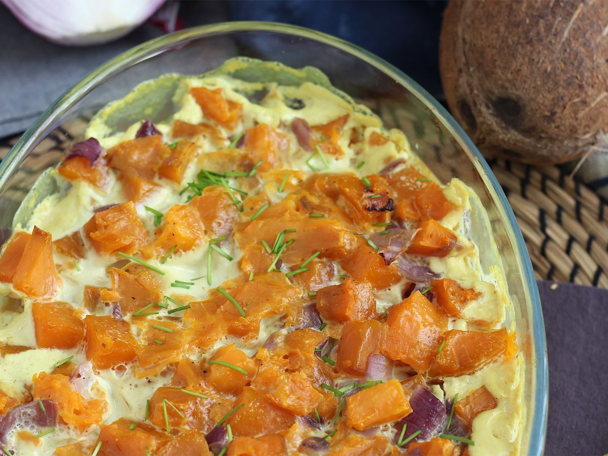 Sötpotatisgratäng med kokosmjölk och curry