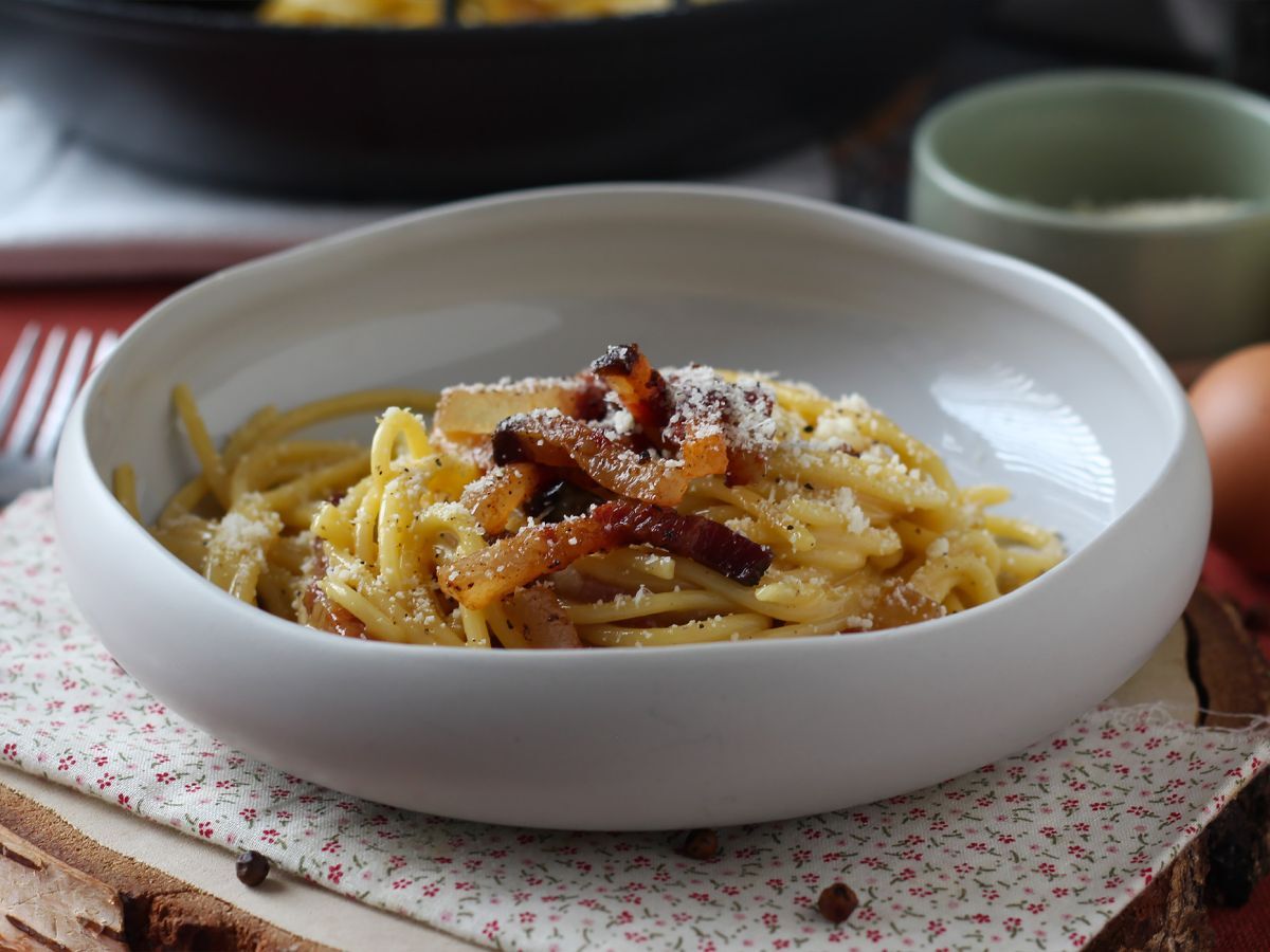 Spaghetti alla carbonara, det äkta italienska receptet! - foto 2
